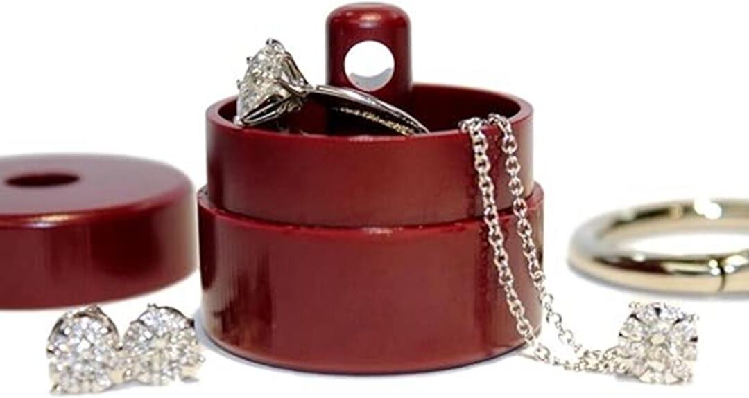 portable jewelry storage solution